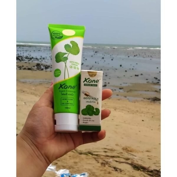 Sữa rửa mặt Kone Chiết Xuất Rau Má Thiên Nhiên Dịu nhẹ