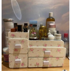 Kệ mỹ phẩm 3 tầng 4 hộc màu hoa nhí, hộp đựng mỹ phẩm