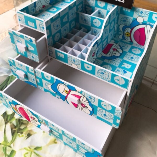 Kệ đựng mỹ phẩm MAX PLUS 35cm doraemon