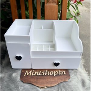 kệ mỹ phẩm max 35cm màu trắng núm tim đen 1 ngăn kéo nhỏ