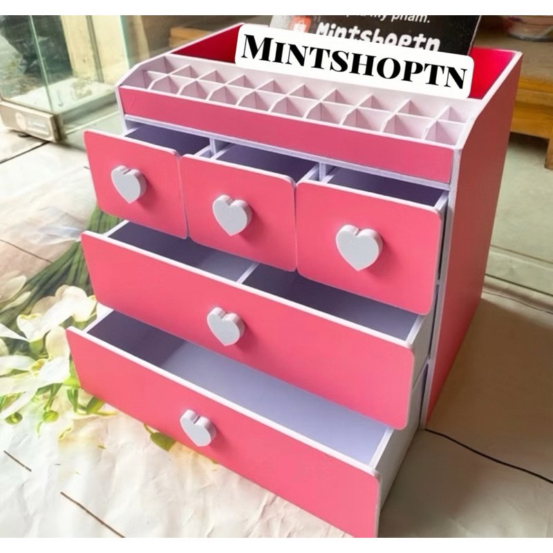 Tủ mỹ phẩm 4 tầng đặc biệt màu hồng phấn mới 20 ô son